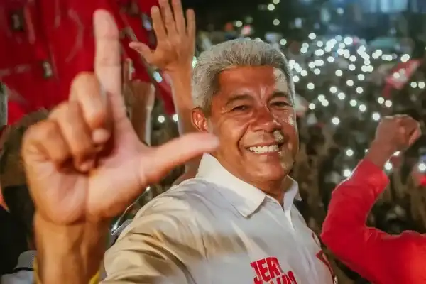 Imagem de Jerônimo Rodrigues é reeleito governador da Bahia nas Eleições 2026